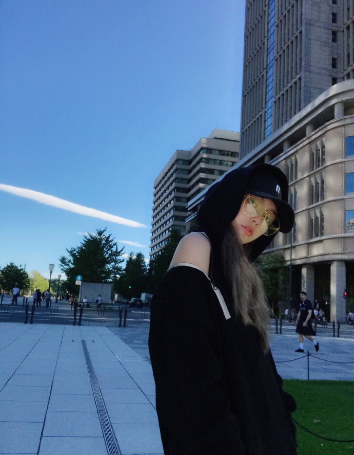˧Ůʱгд