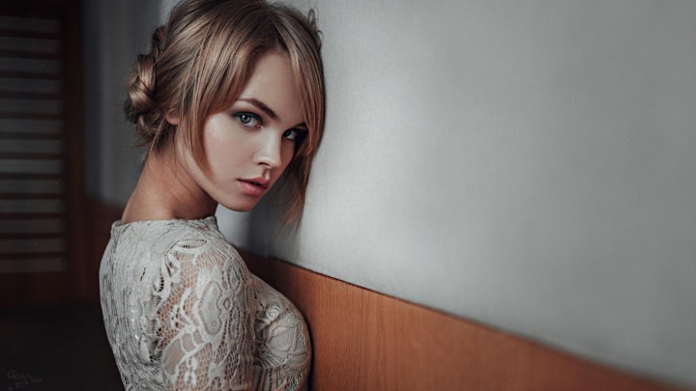 ˹ģAnastasia˿ȹǰ͹д