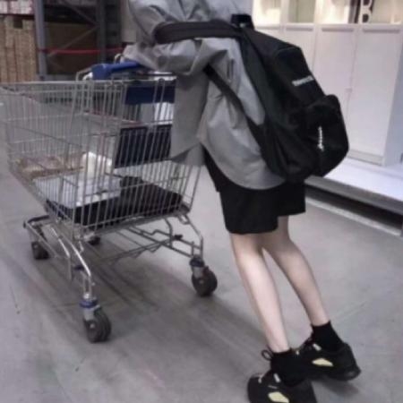 ŮͷͼƬ ·µĺѾɵĺ