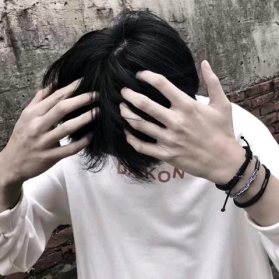 ͷ