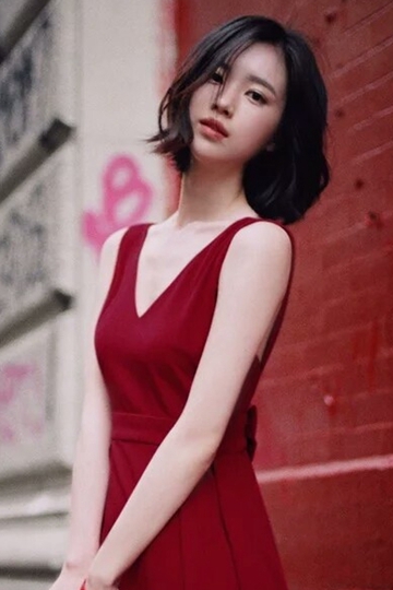 韩国第一网络模特尹善英时尚街拍